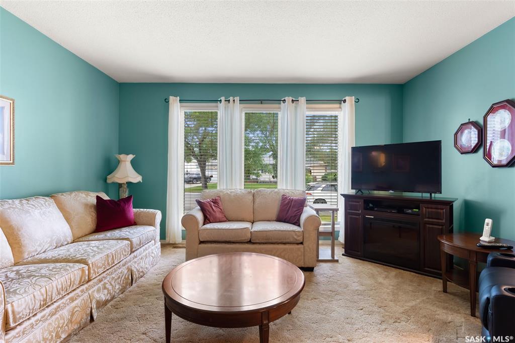 Fifth View of 14 Hammond Road, Coronation Park, Regina, Saskatchewan, S4R 3C6