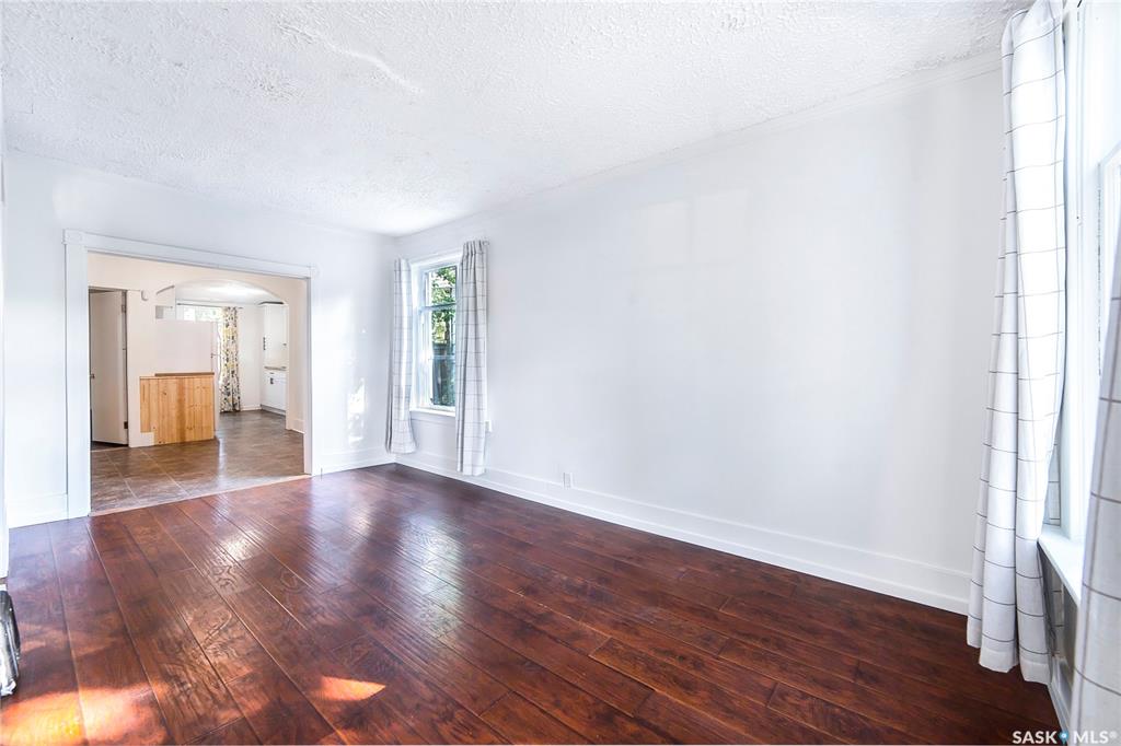 Fifth View of 1118 B Avenue N, Caswell Hill, Saskatoon, Saskatchewan, S7L 1G1