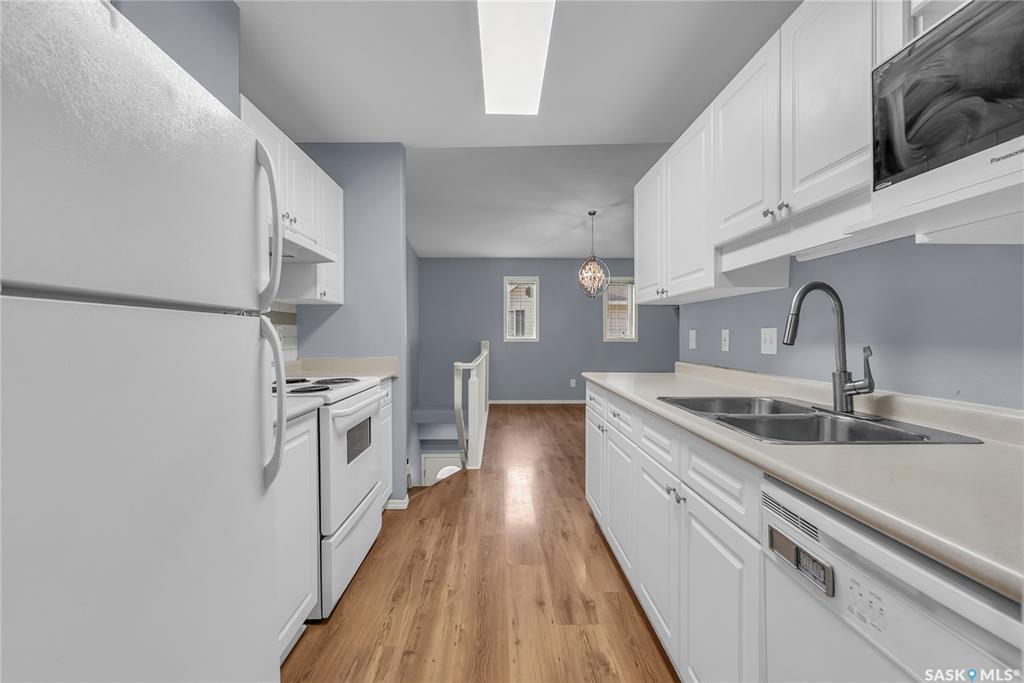 Fifth View of 425 A Keevil Crescent #204, University Heights, Saskatoon, Saskatchewan, S7N 4R9