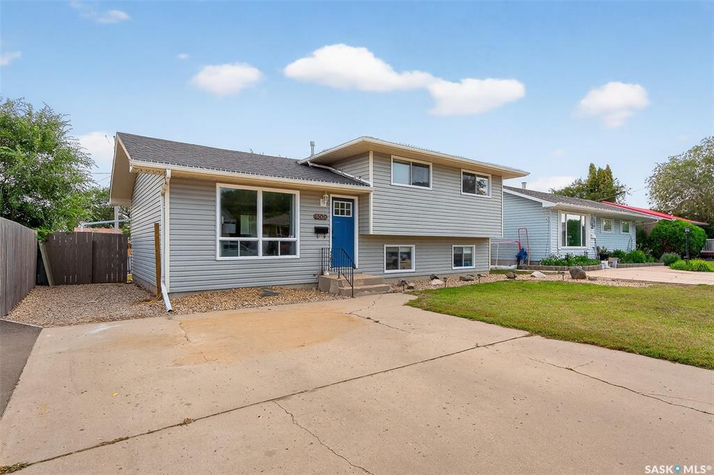 MLS® listing #SK017831 for sale located at 1309 Hochelaga Street W