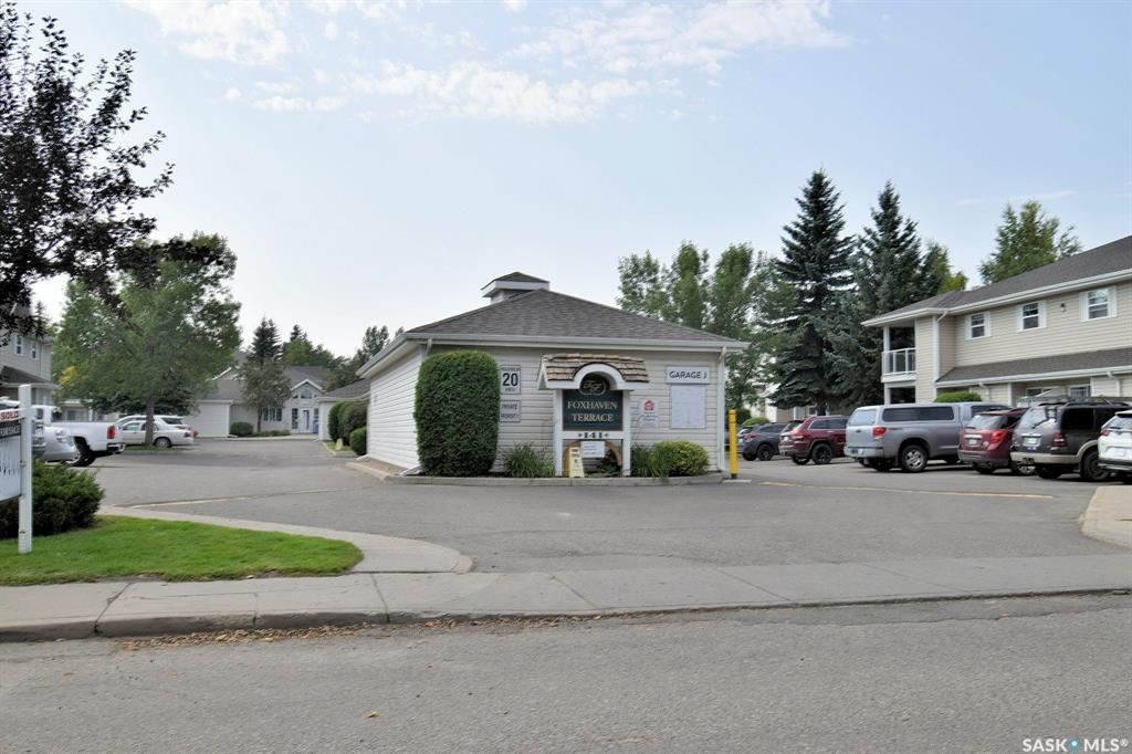 Third View of 141 105th Street W #202C, Sutherland, Saskatoon, Saskatchewan, S7N 1N3