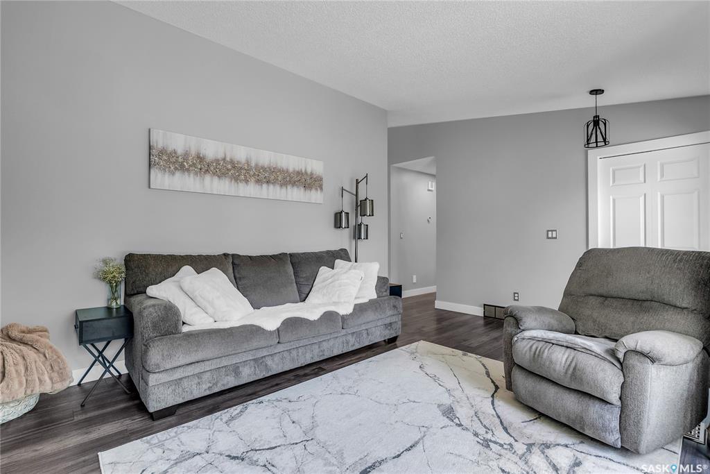 Fifth View of 339 Kenderdine Road, Erindale, Saskatoon, Saskatchewan, S7N 3S9