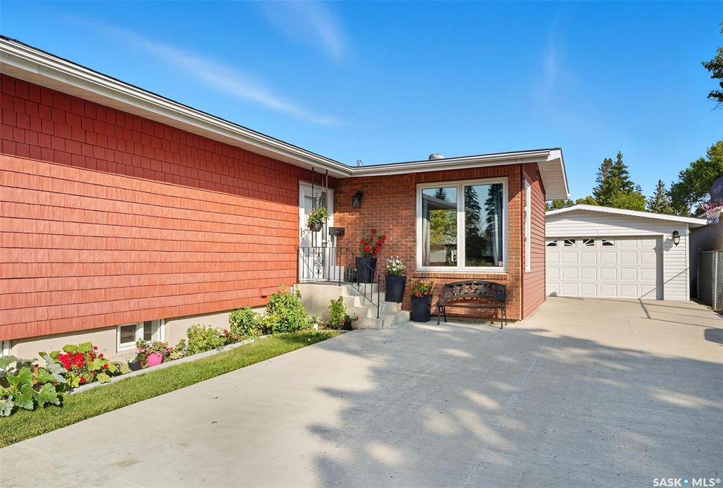 Third View of 3416 Dieppe Street, Montgomery Place, Saskatoon, Saskatchewan, S7M 3S9