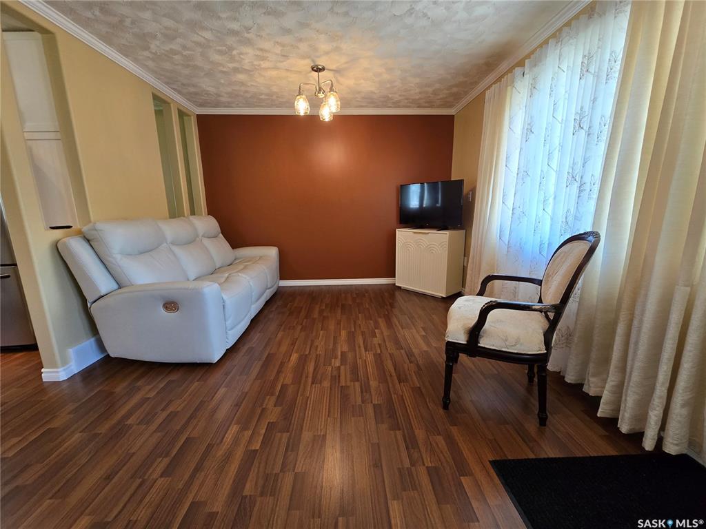 Third View of 20 Redwood Drive, Yorkton, Saskatchewan, S3N 2X7