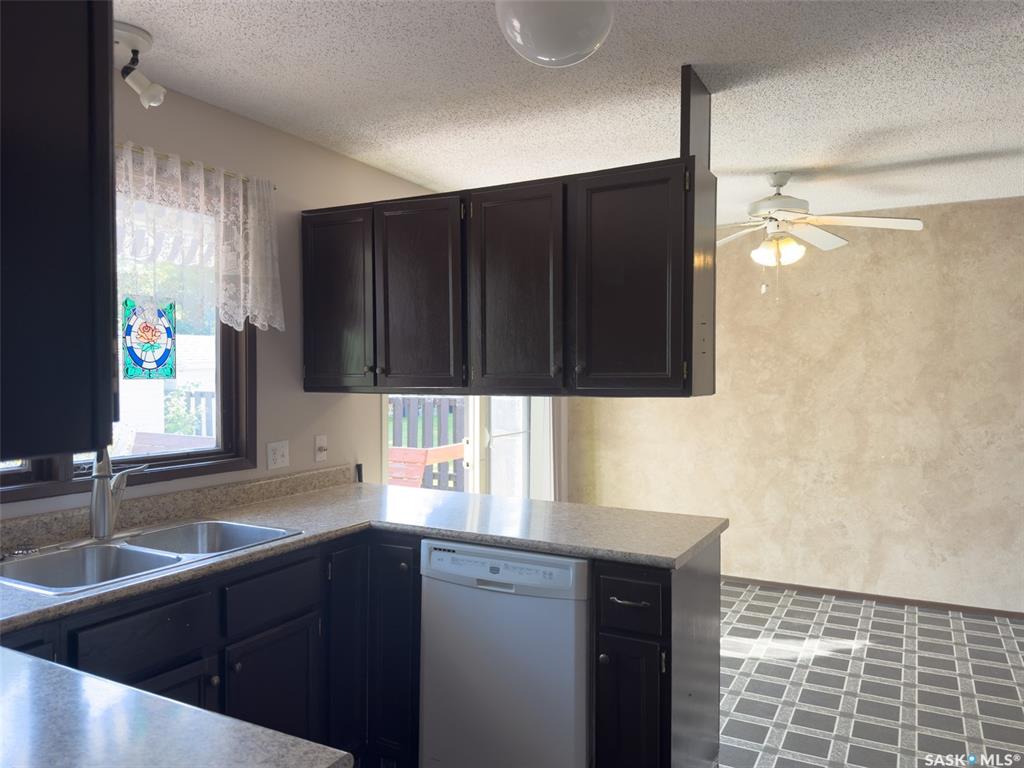 Fourth View of 318 Tennant Crescent, Wildwood, Saskatoon, Saskatchewan, S7H 4Y8