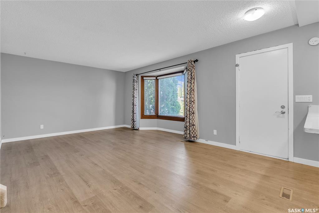 Third View of 334 Wollaston Rise, Lakeview SA, Saskatoon, Saskatchewan, S7J 4M5
