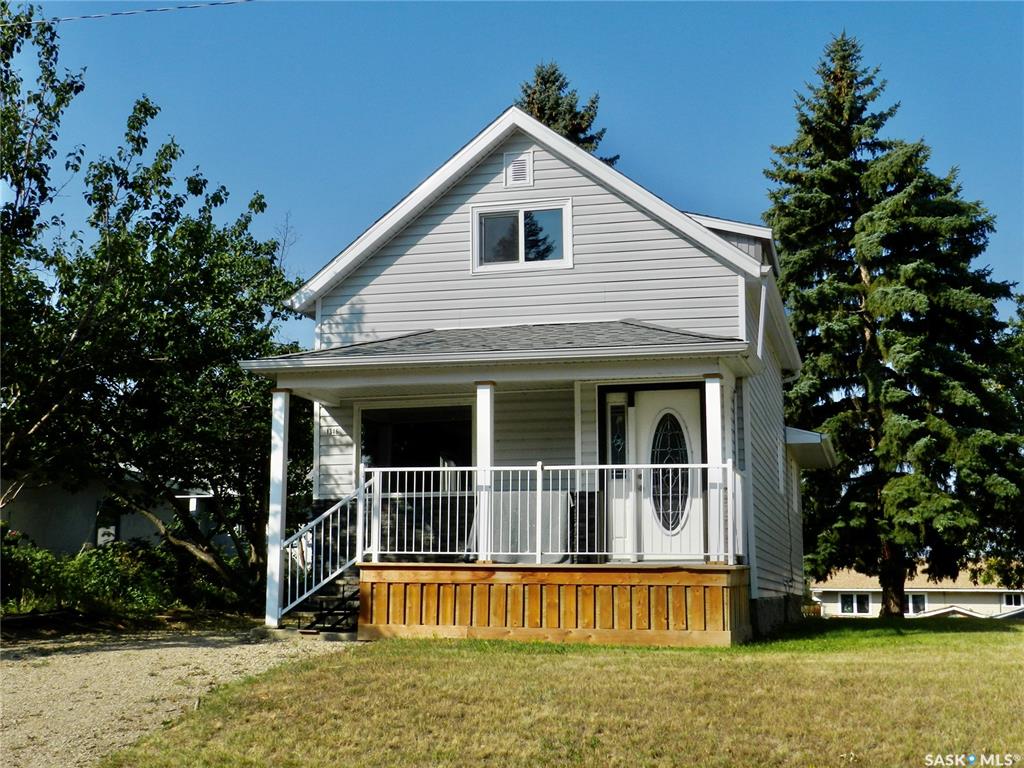 MLS® listing #SK018035 for sale located at 1346 Connaught Avenue