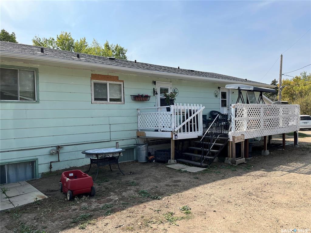 Second View of 128 1st Avenue S, Coronach, Saskatchewan, S0H 0Z0
