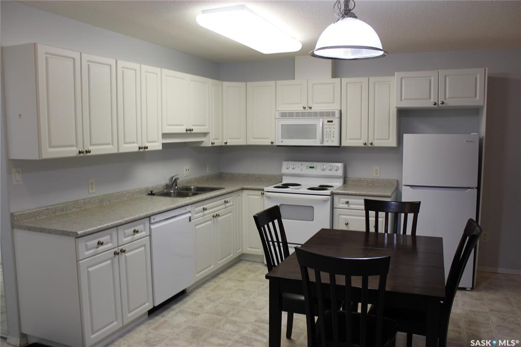 Fourth View of 1601 First Street #305, Estevan, Saskatchewan, S4A 2X4
