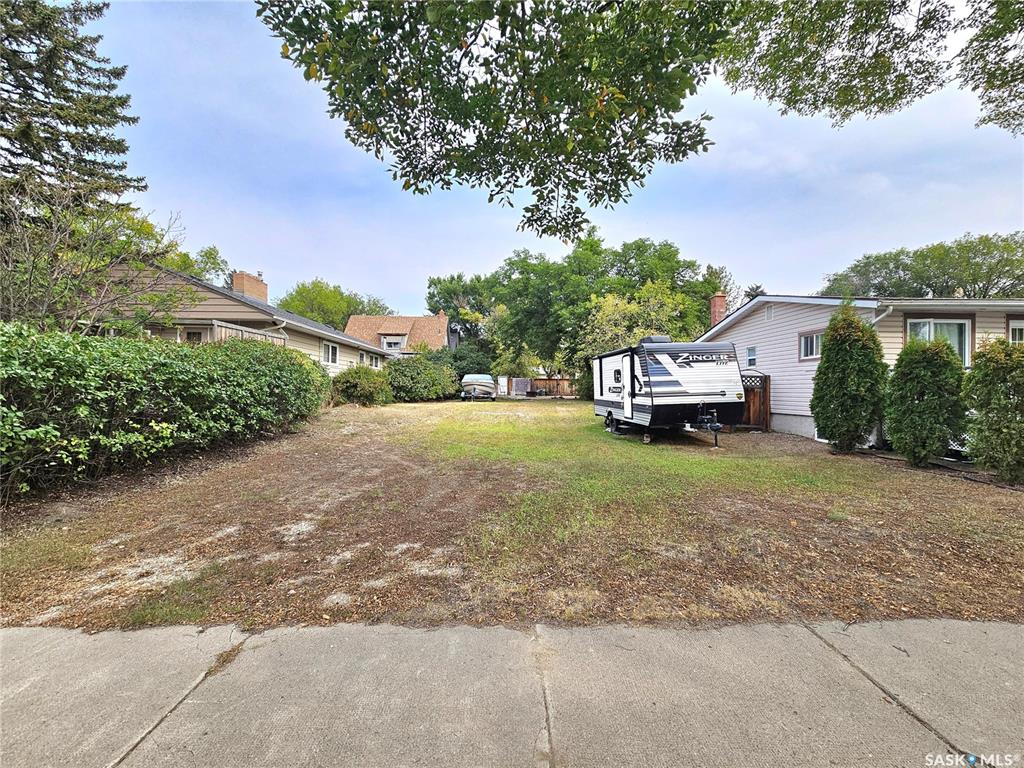 MLS® listing #SK018067 for sale located at 312 Oxford Street E