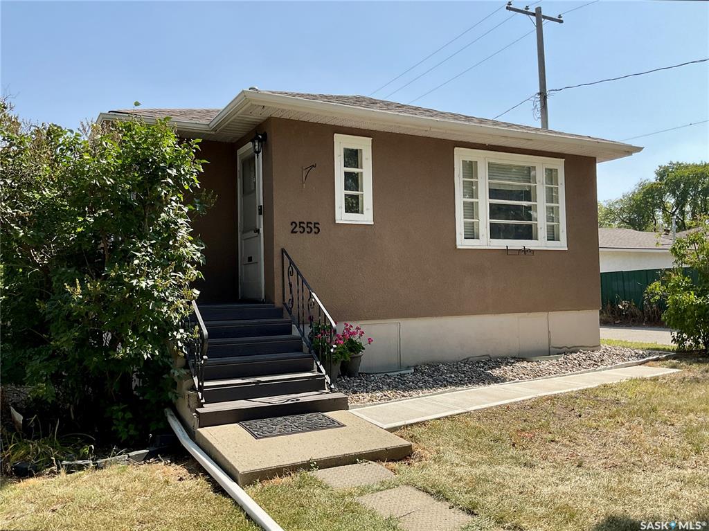Second View of 2555 Elliott Street, Arnhem Place, Regina, Saskatchewan, S4N 3H6
