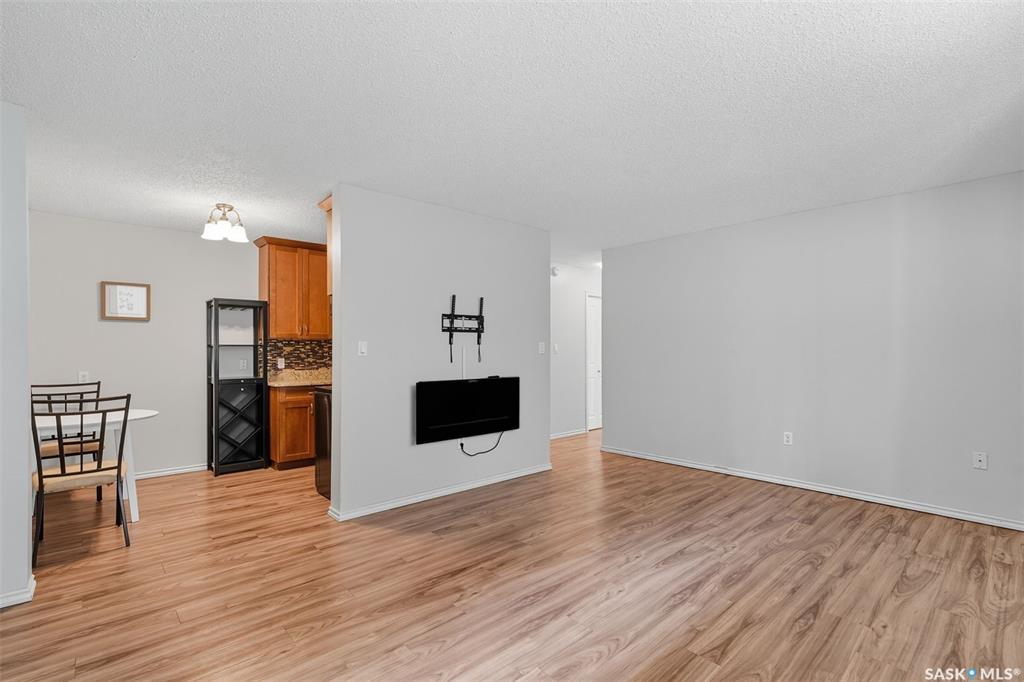 Fifth View of 254 Pinehouse Place #103, Lawson Heights, Saskatoon, Saskatchewan, S7K 4X1