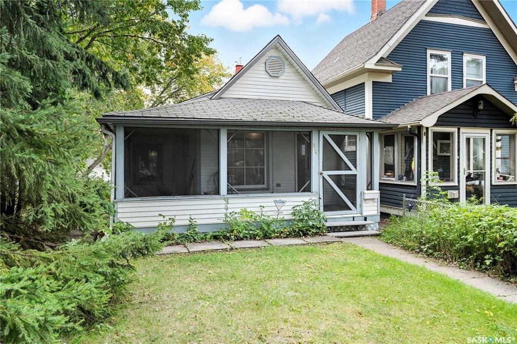 Second View of 1914 Coy Avenue, Exhibition, Saskatoon, Saskatchewan, S7M 0J1