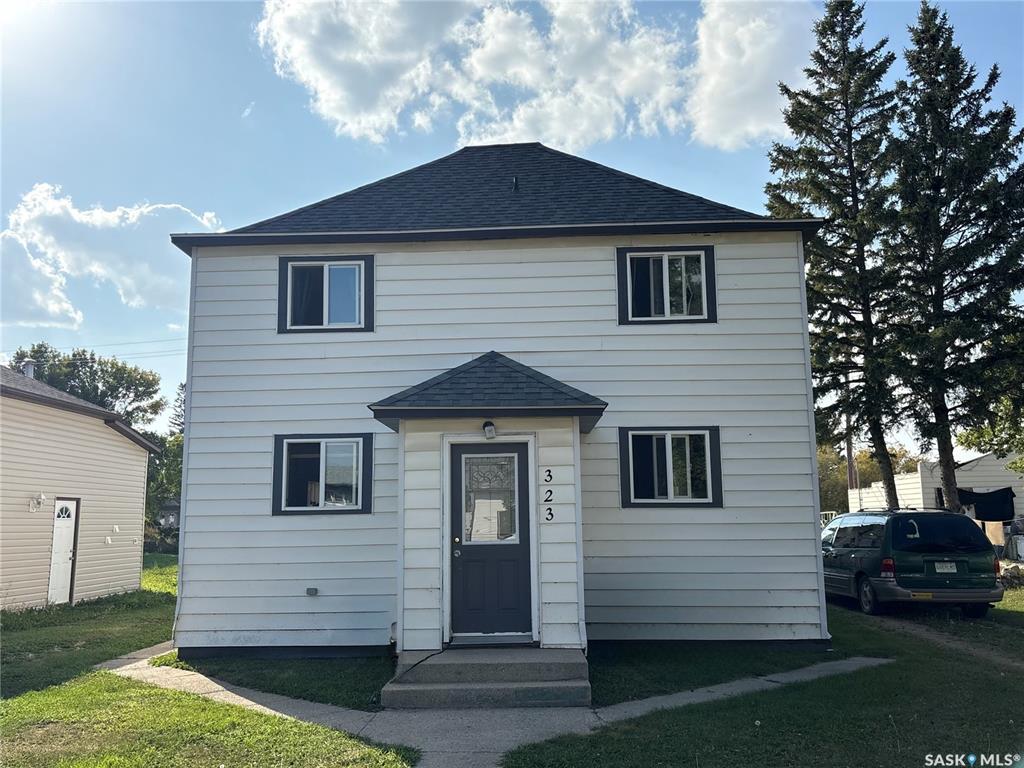 323 9th Street, SK018100, Saskatchewan,