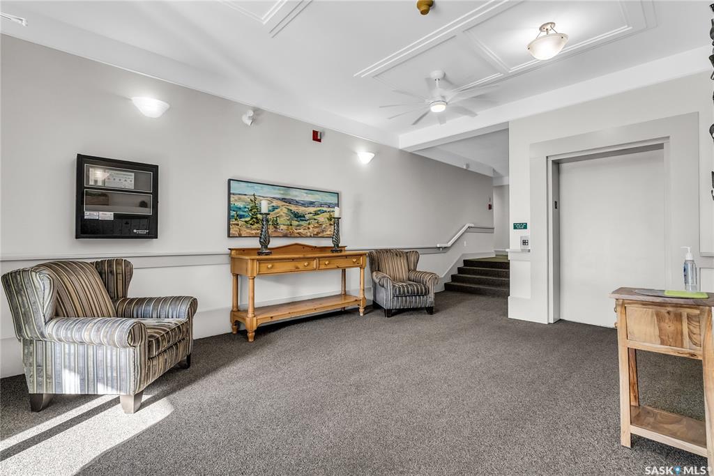 Third View of 305 Pinehouse Drive #124, Lawson Heights, Saskatoon, Saskatchewan, S7K 7Z4