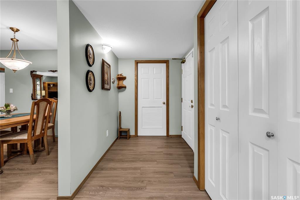 Fifth View of 305 Pinehouse Drive #124, Lawson Heights, Saskatoon, Saskatchewan, S7K 7Z4