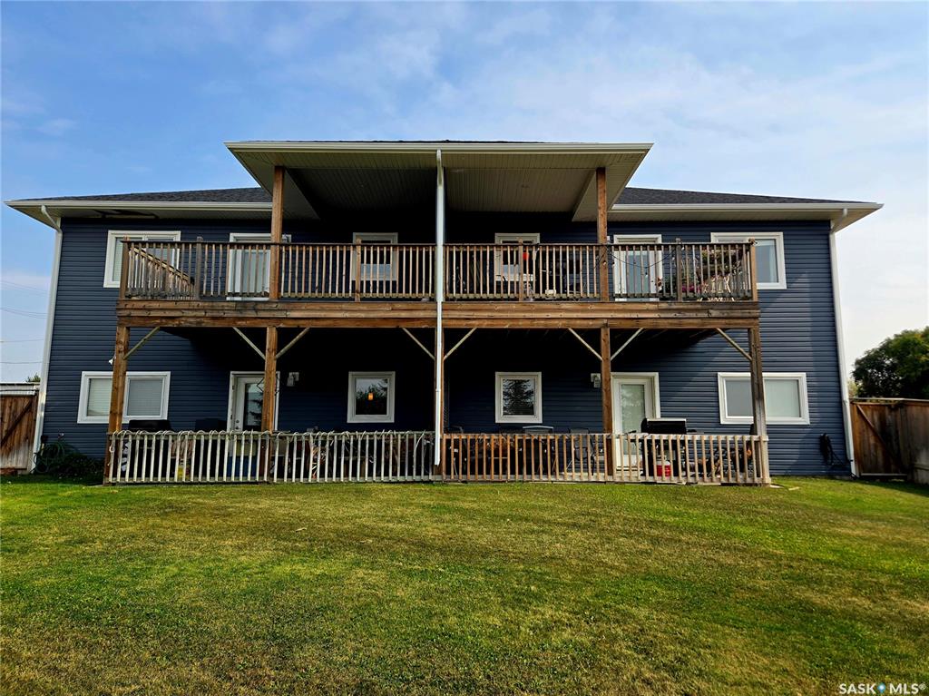 Fifth View of 316 3rd Street W #1-4, Delisle, Saskatchewan, S0L 0P0