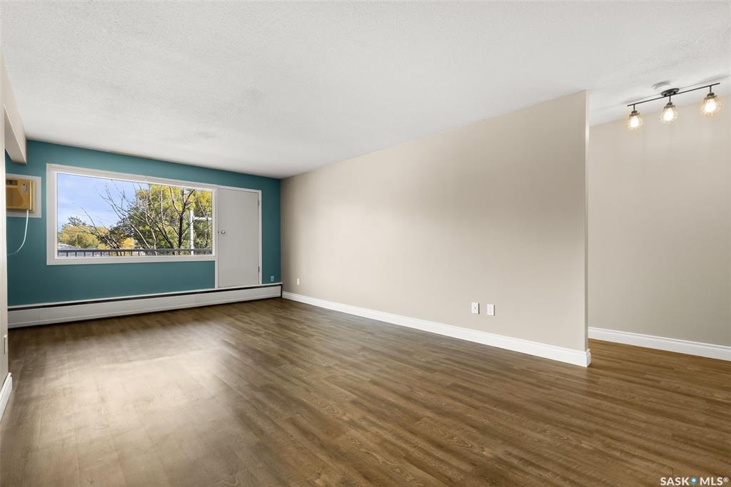 Fifth View of 1811 8th Avenue N #10, Cityview, Regina, Saskatchewan, S4R 0G5