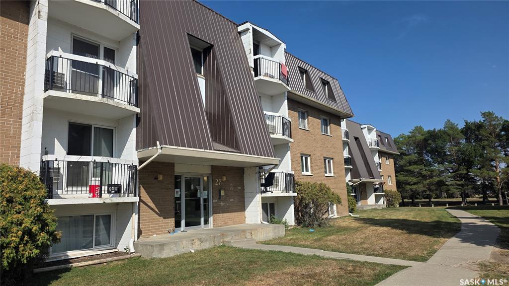 Second View of 27 Centennial Street #44, Hillsdale, Regina, Saskatchewan, S4S 6K7
