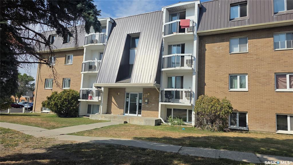 Third View of 27 Centennial Street #44, Hillsdale, Regina, Saskatchewan, S4S 6K7