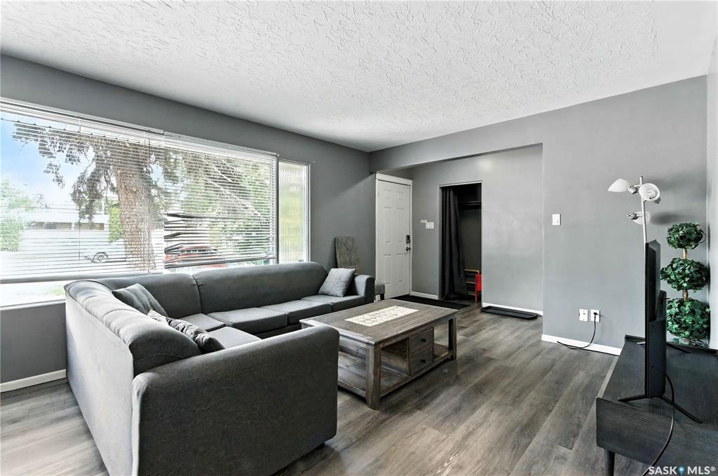 Fifth View of 1426 10th Street E, Varsity View, Saskatoon, Saskatchewan, S7H 0J5