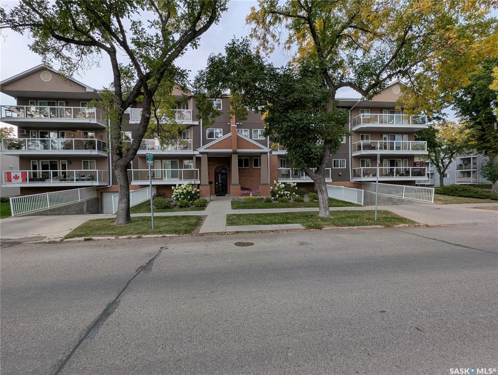 921 Main Street #204, SK018213, Saskatchewan,