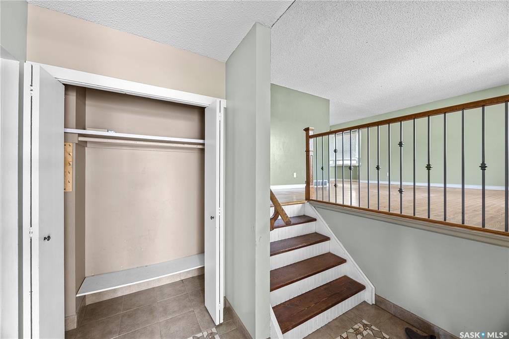Third View of 3002 Eastview, Eastview SA, Saskatoon, Saskatchewan, S7J 3J2