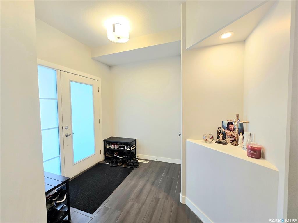 Fourth View of 218 Brighton Gate, Brighton, Saskatoon, Saskatchewan, S7V 0P6