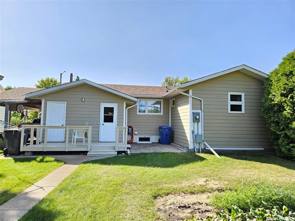 Second View of 311 6th Street W, Carlyle, Saskatchewan, S0C 0R0
