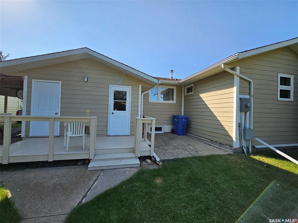 Fourth View of 311 6th Street W, Carlyle, Saskatchewan, S0C 0R0
