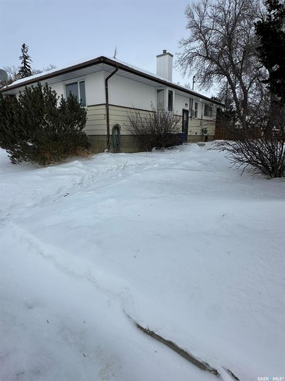 Second View of 219 6th Avenue W, Kindersley, Saskatchewan, S0L 1S0