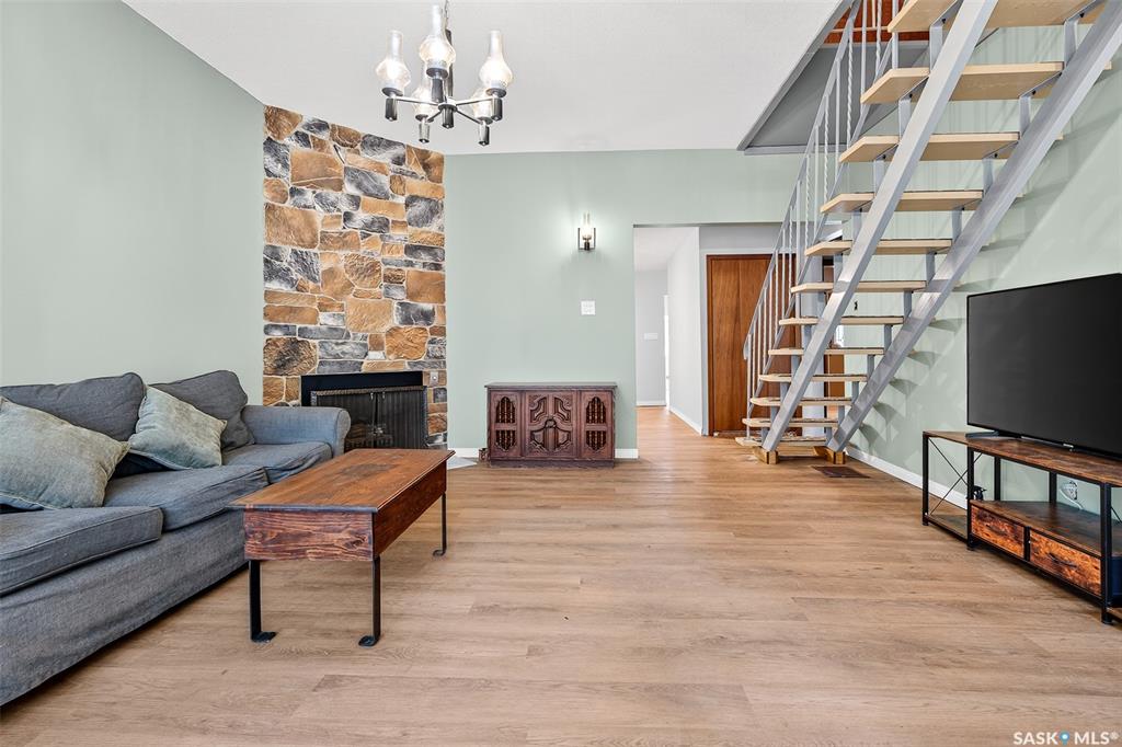 Fifth View of 440 Hochelaga Street W, Central MJ, Moose Jaw, Saskatchewan, S6H 2G9