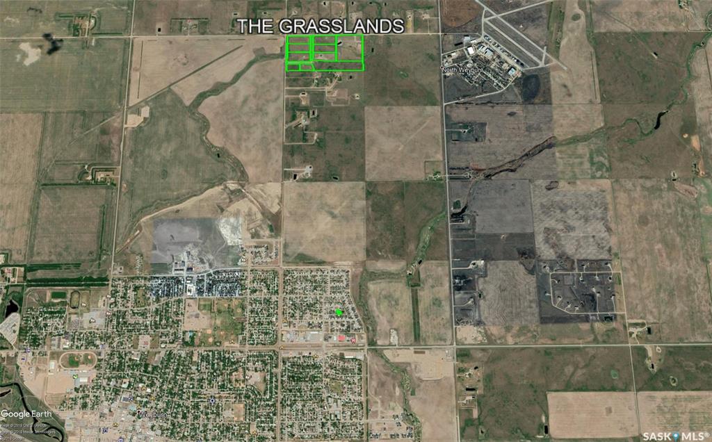 Fourth View of The Grasslands, Weyburn Rm No. 67, Saskatchewan, S4H 2K3