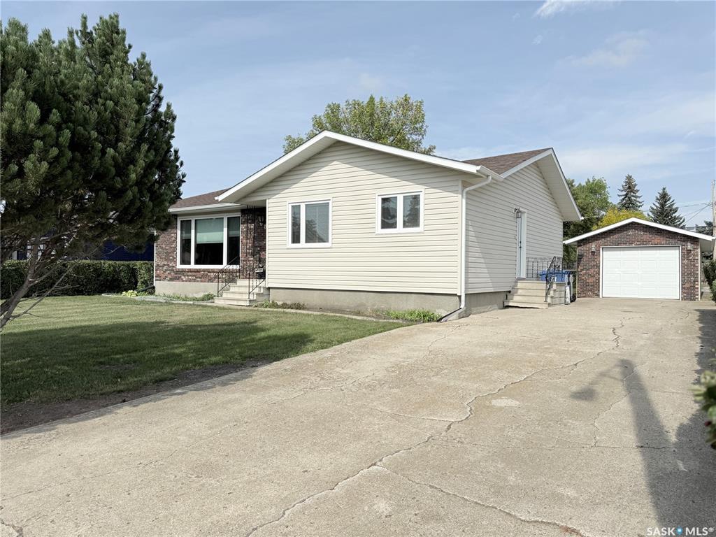 684 8th Avenue W, SK018277, Saskatchewan,