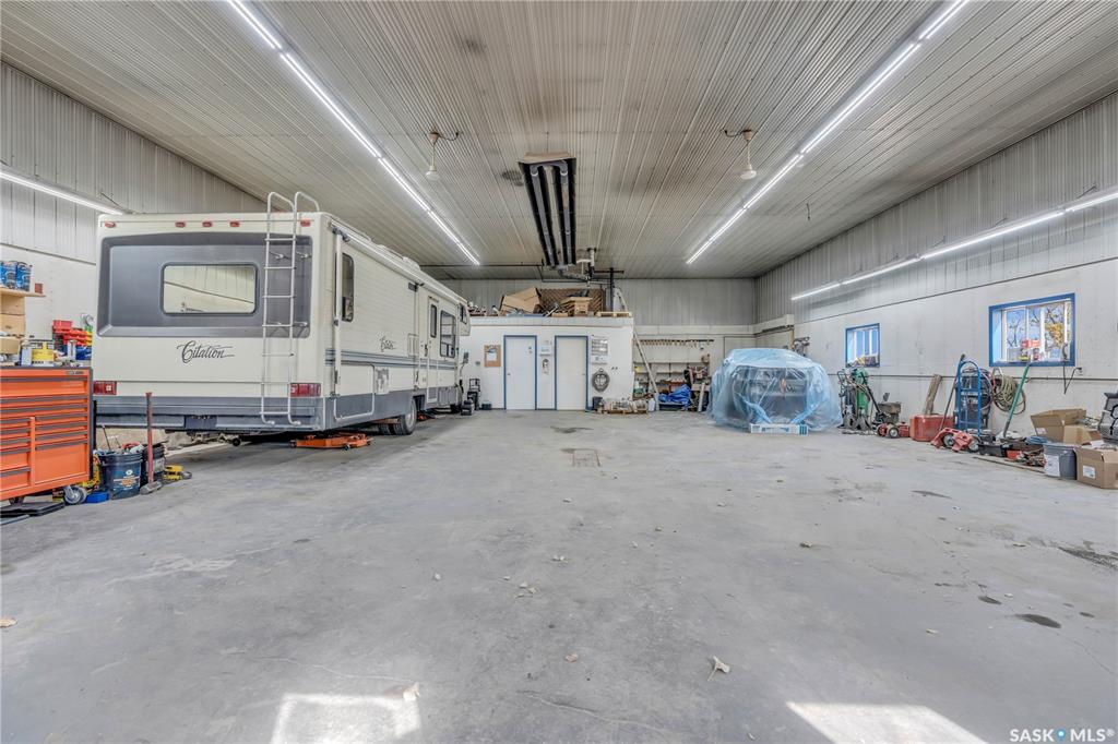 Second View of 901 Connaught Avenue, Limerick, Saskatchewan, S0H 2P0