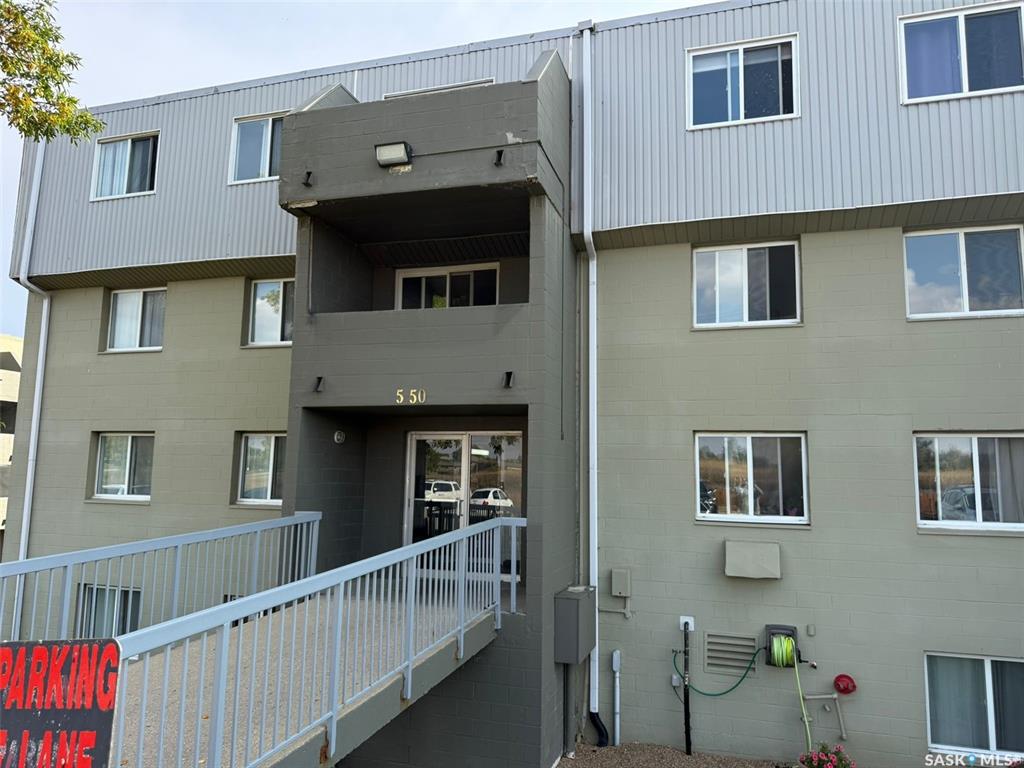 550 Laurier Street W #404, SK018294, Saskatchewan,