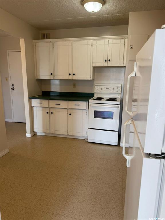 Fifth View of 550 Laurier Street W #404, Central MJ, Moose Jaw, Saskatchewan, S6H 6X6