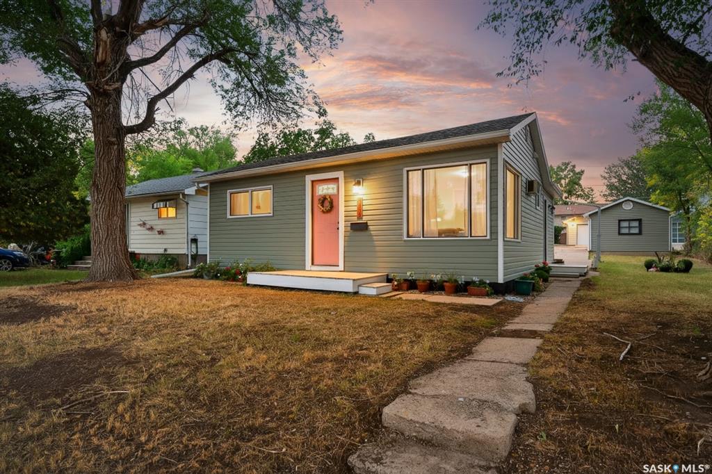 752 Athabasca Street W, SK018295, Saskatchewan,