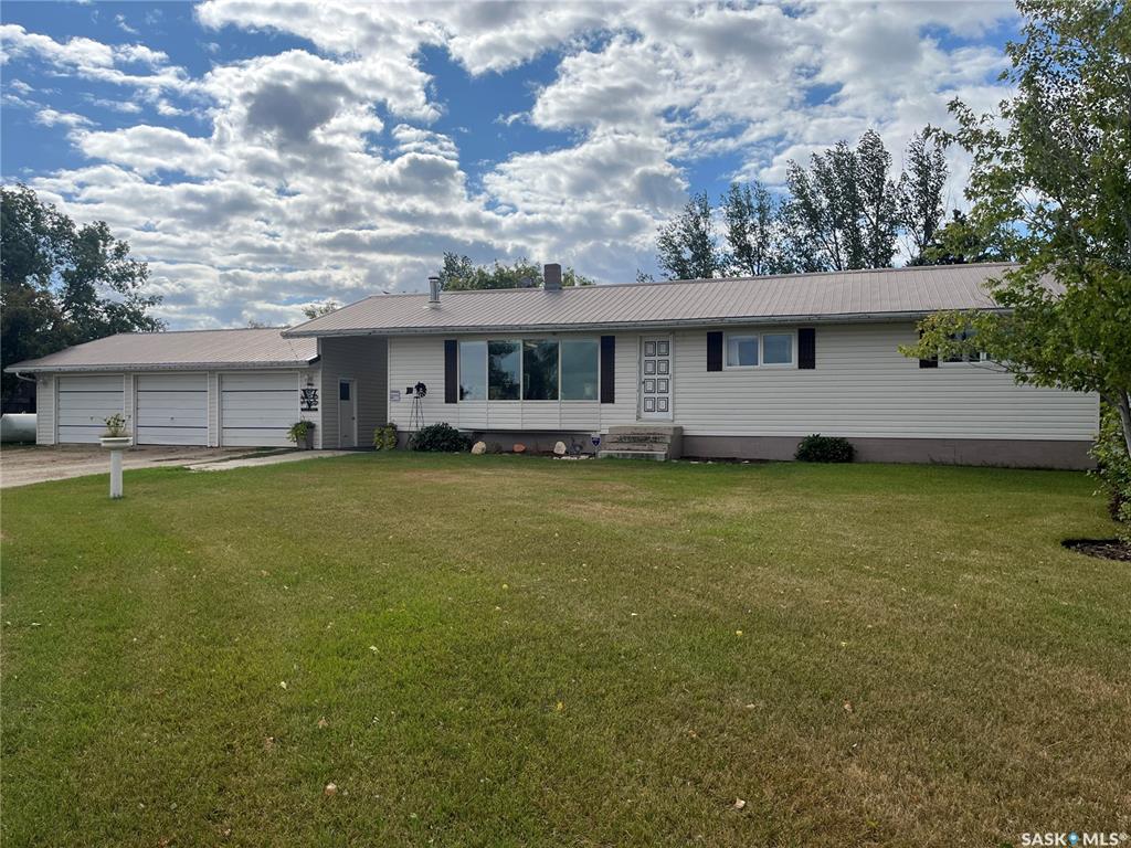 Harris Horse Ranch, SK018300, Saskatchewan,