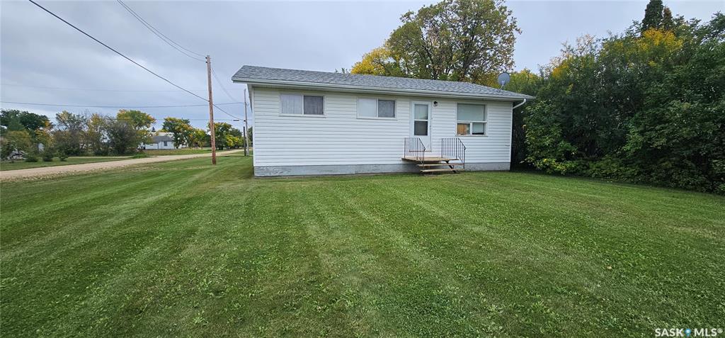 65 2nd Street W, SK018327, Saskatchewan,