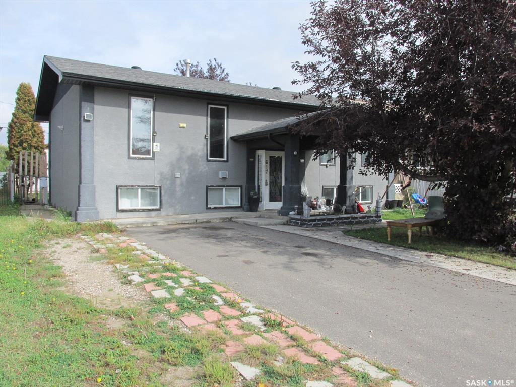 617 8th Avenue W, SK018339, Saskatchewan,