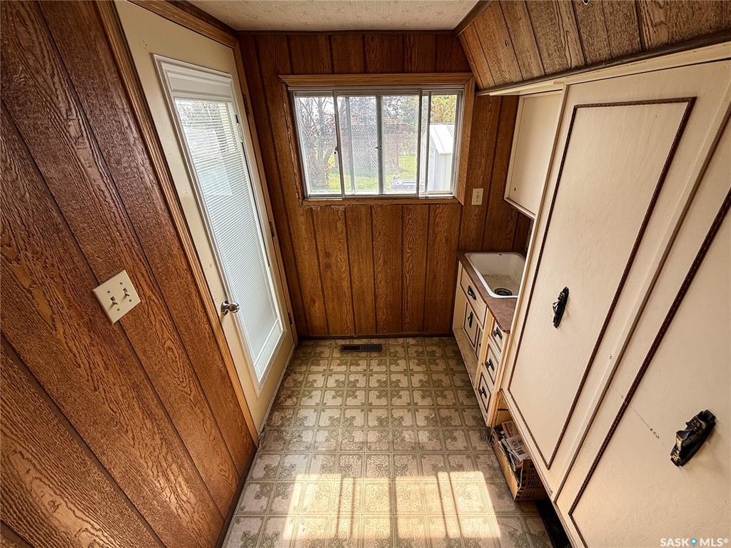Fifth View of 107 Centre Street, Kincaid, Saskatchewan, S0H 2J0