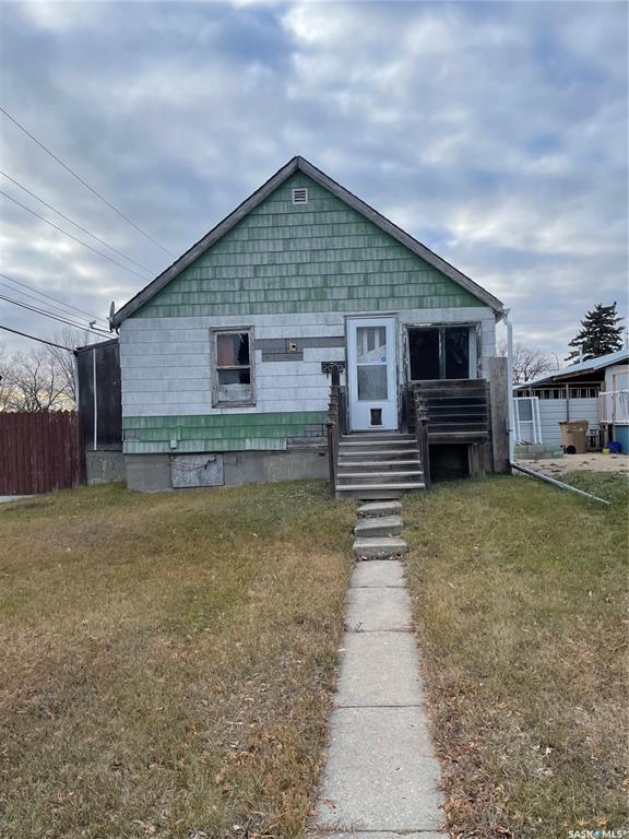 Third View of 2080 Connaught Street, Pioneer Village, Regina, Saskatchewan, S4T 4T7