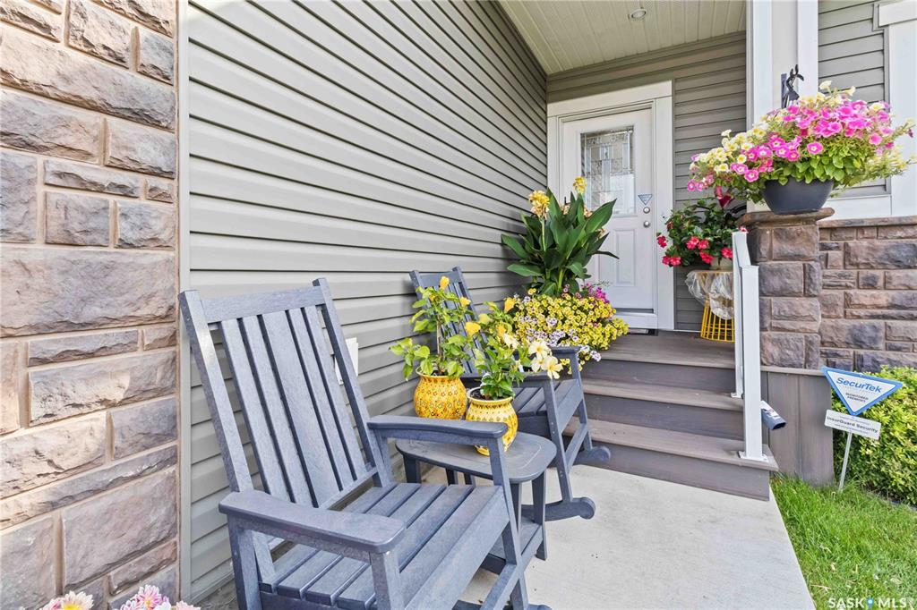 Third View of 3210 11 Th Street W #16, Montgomery Place, Saskatoon, Saskatchewan, S7M 5Y3