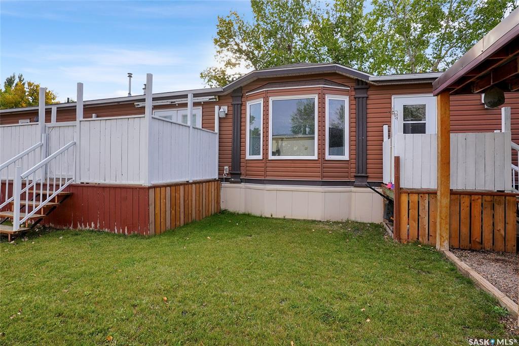 MLS® listing #SK018554 for sale located at 1455 9th Avenue Ne #F2
