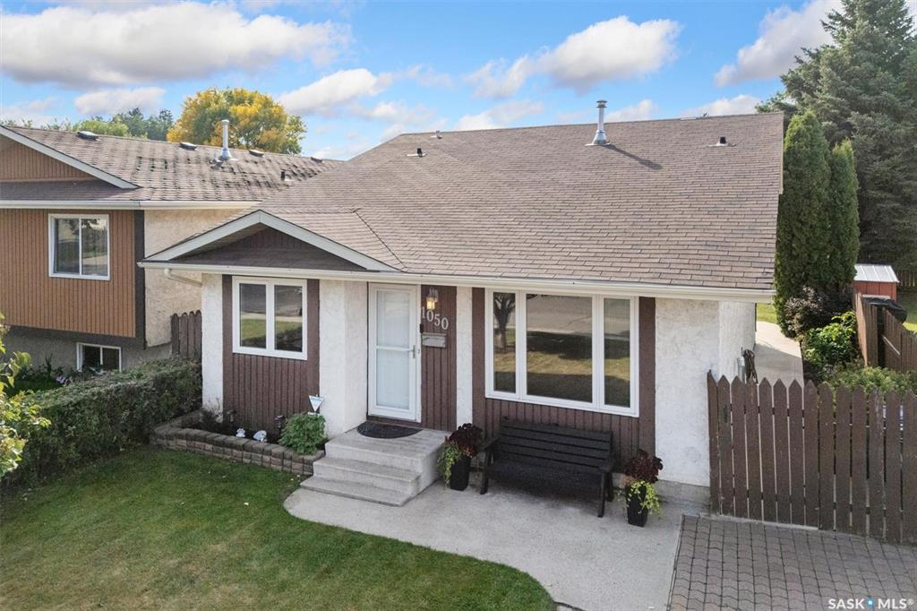 Main View of 1050 Mccormack Road, Parkridge SA, Saskatoon, Saskatchewan, S7M 5K2