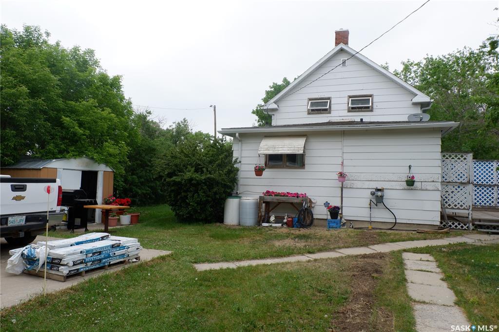 Second View of 123 5th Avenue W, Assiniboia, Saskatchewan, S0H 0B0