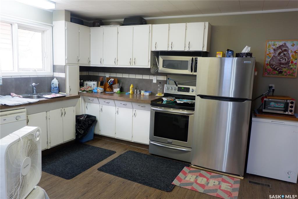 Third View of 123 5th Avenue W, Assiniboia, Saskatchewan, S0H 0B0