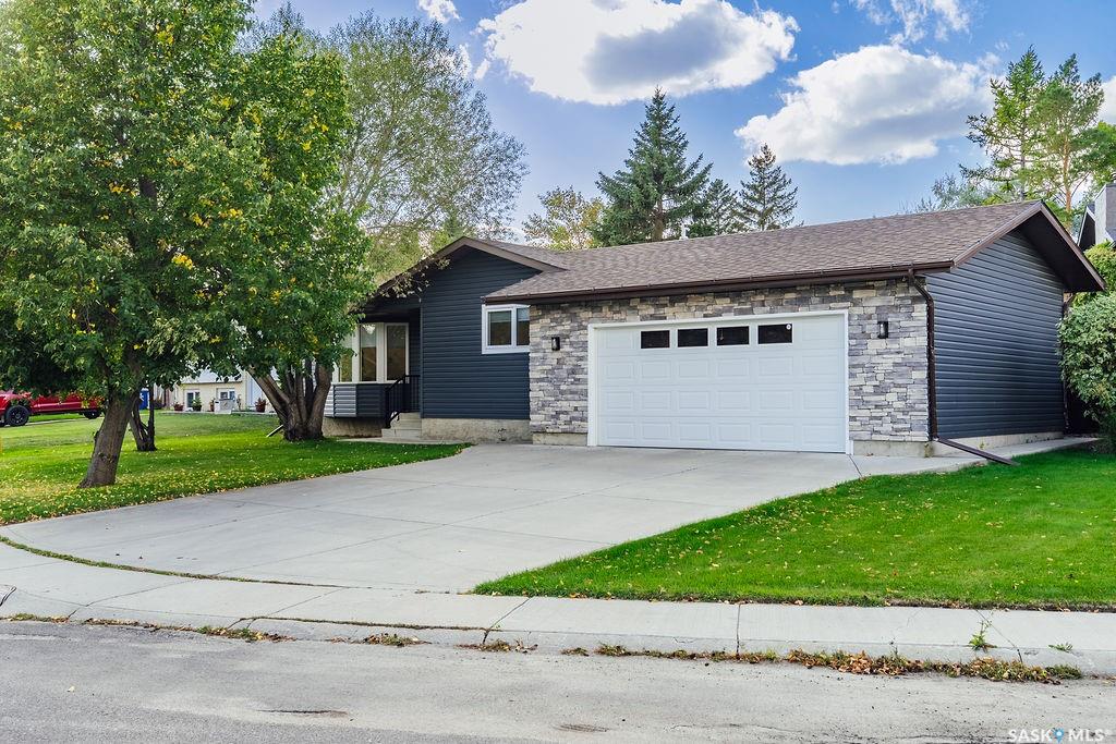 Second View of 322 Stechishin Way, Silverwood Heights, Saskatoon, Saskatchewan, S7K 5R1