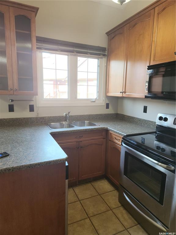 Fourth View of 331 Pendygrasse Road #62, Fairhaven, Saskatoon, Saskatchewan, S7M 4R3